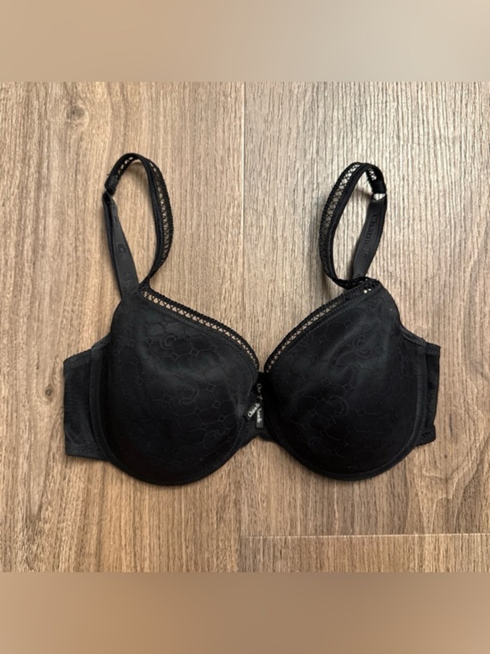 Chantelle Black Lace Contour T-Shirt Bra - Women Intimates $82 MSRP like new